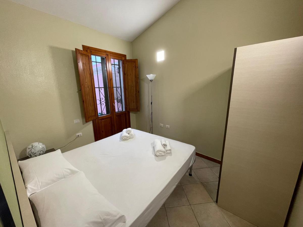 Pauli'S Holiday House Монсеррато Экстерьер фото