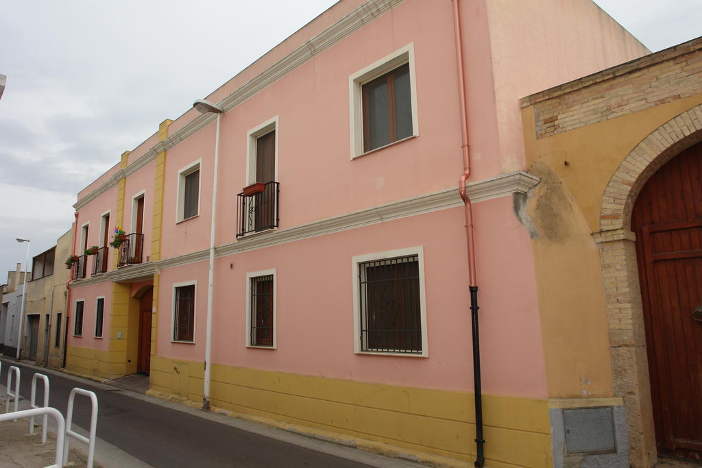 Pauli'S Holiday House Монсеррато Экстерьер фото
